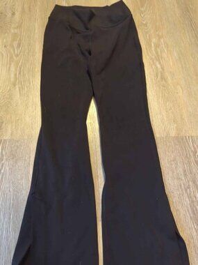 Athleta girl size 7 transcend crossover pant black